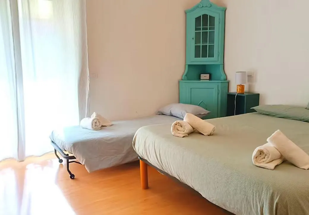 Apartment Bed Bike Breakfast Appartamento Piramide Rome Italy